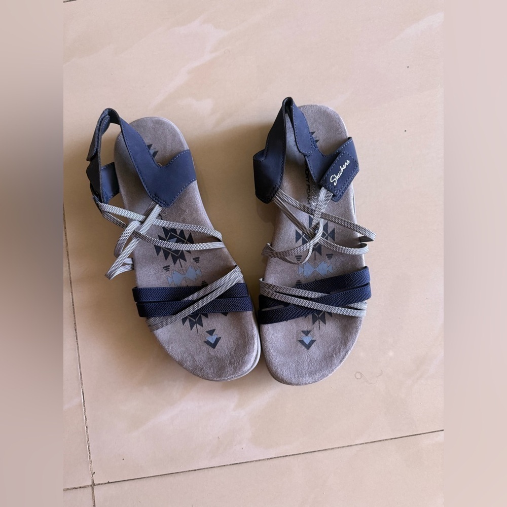 Sketchers Reggae Slim Takes Two Women’s Comfort Sandal